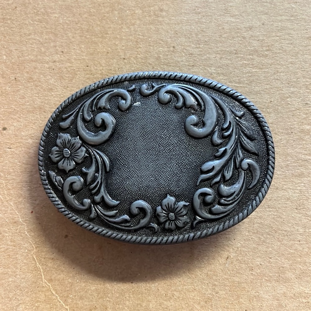 Vintage belt buckle